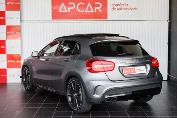 Mercedes-Benz GLA 45 AMG 4-Matic 5