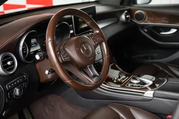 Mercedes-Benz GLC 250 d AMG Line 4-Matic 24