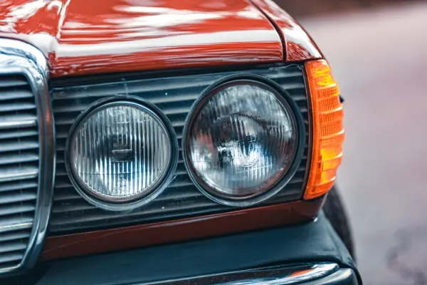 Mercedes-Benz 240 D US-Spec 12