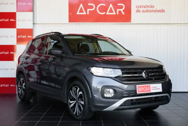 Volkswagen T-Cross 1.0 TSI Life 1