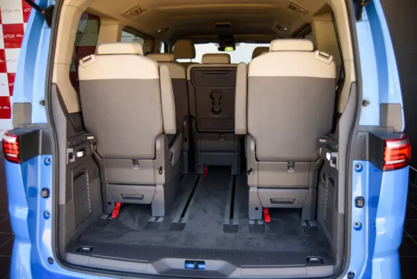 Volkswagen Multivan 1.4 TSI e-Hybrid Life DSG 13