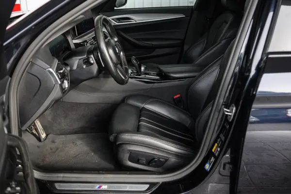 BMW 530 e iPerformance Pack M 24