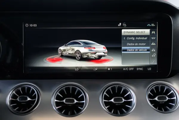 Mercedes-Benz E 220 d 9G-TRONIC Avantgarde 43