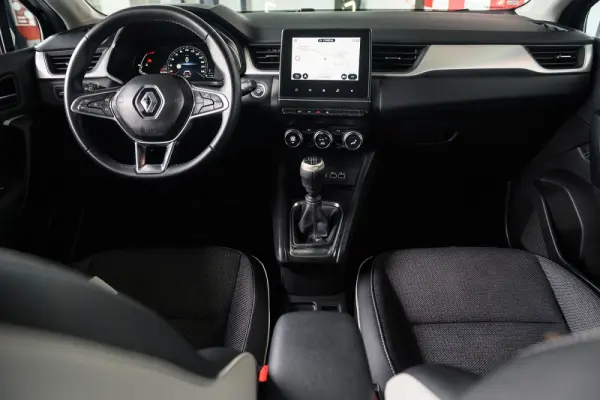 Renault Captur 1.0 TCe Techno 18