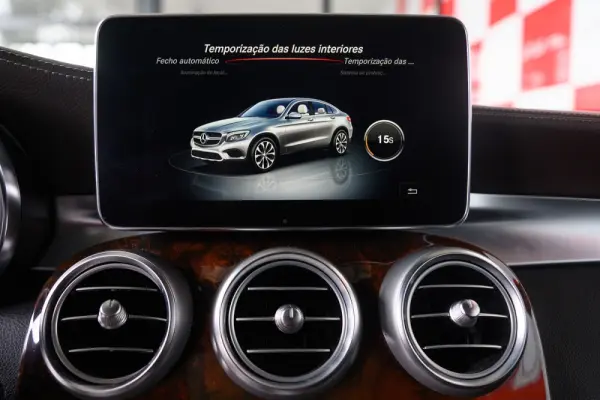 Mercedes-Benz GLC 250 d AMG Line 4-Matic 61