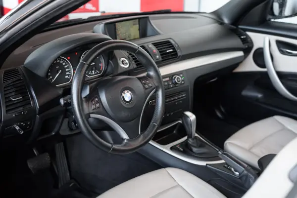BMW 120 d Cabrio Auto 25