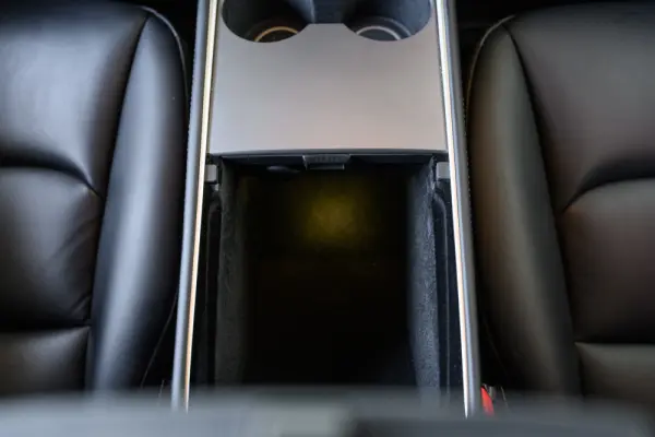 Tesla Model 3 Standard Range Plus RWD 39