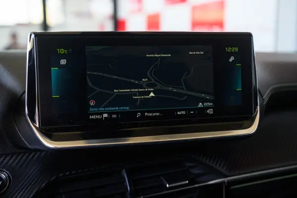 Peugeot e-2008 50 kWh GT Pack 44