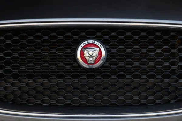 Jaguar XF 2.0 D R-Sport Aut. 10