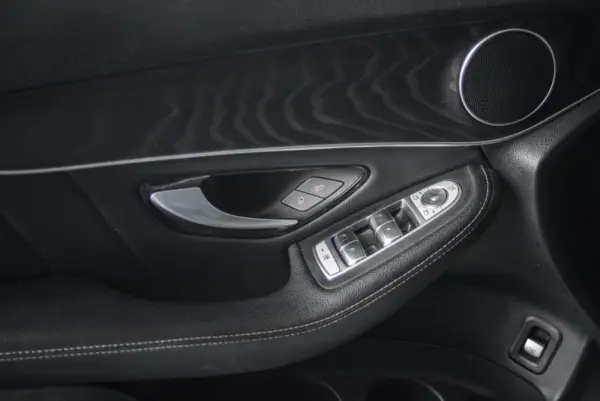 Mercedes-Benz GLC 250 d Coupé AMG Line 4-Matic 24