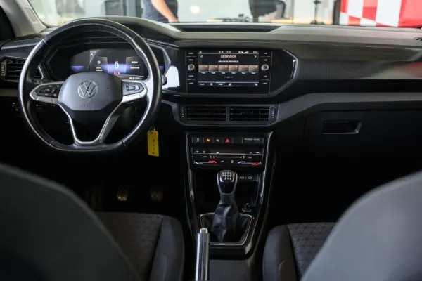 Volkswagen T-Cross 1.0 TSI Life 39
