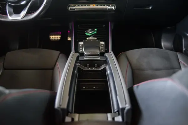 Mercedes-Benz EQB 350 4Matic AMG Line 54