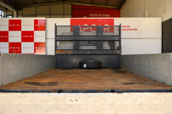 Mitsubishi Fuso Canter 3C13 18