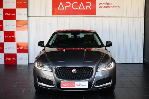 Jaguar XF 2.0 D R-Sport Aut. 9
