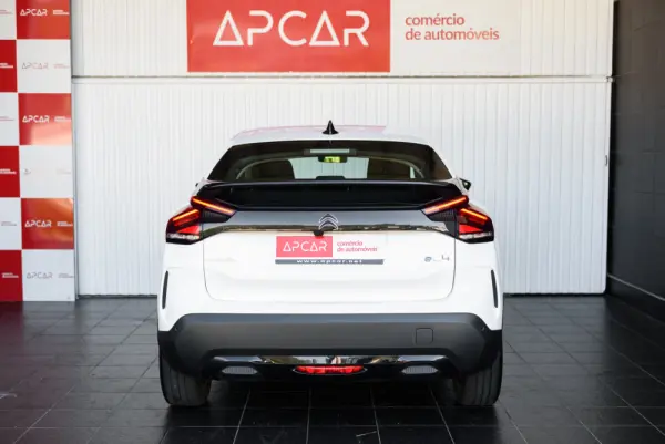 Citroen e-C4 50 kWh Autonomia Conforto Plus 11