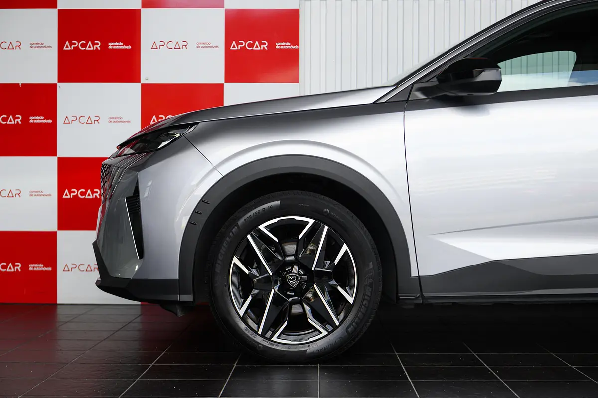 Peugeot 3008 1.2 Hybrid Allure e-DCS6 15
