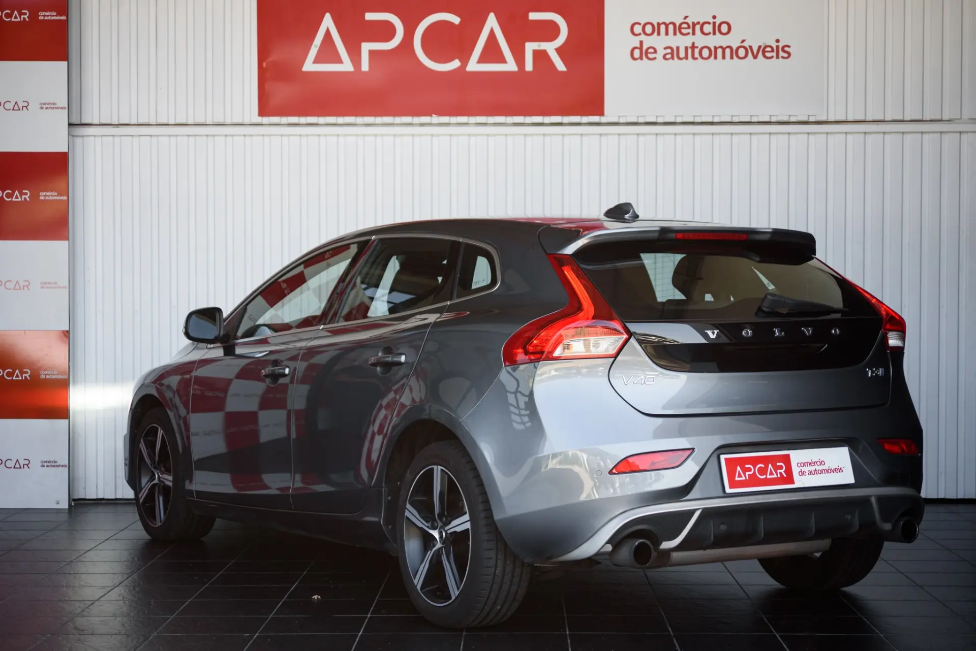 Volvo V40 1.5 T3 Sport Edition R Geartronic 5