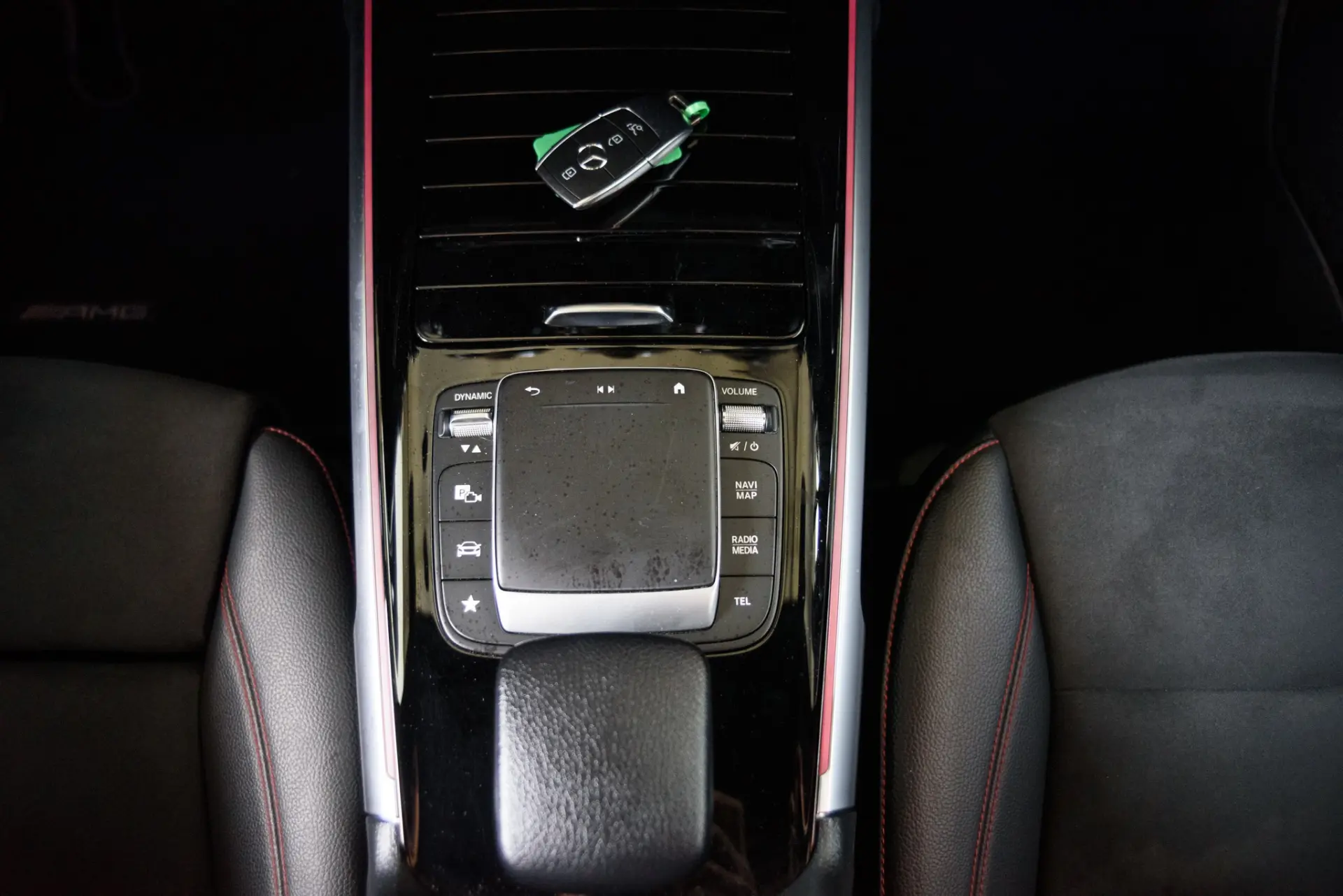 Mercedes-Benz EQB 350 4Matic AMG Line 56