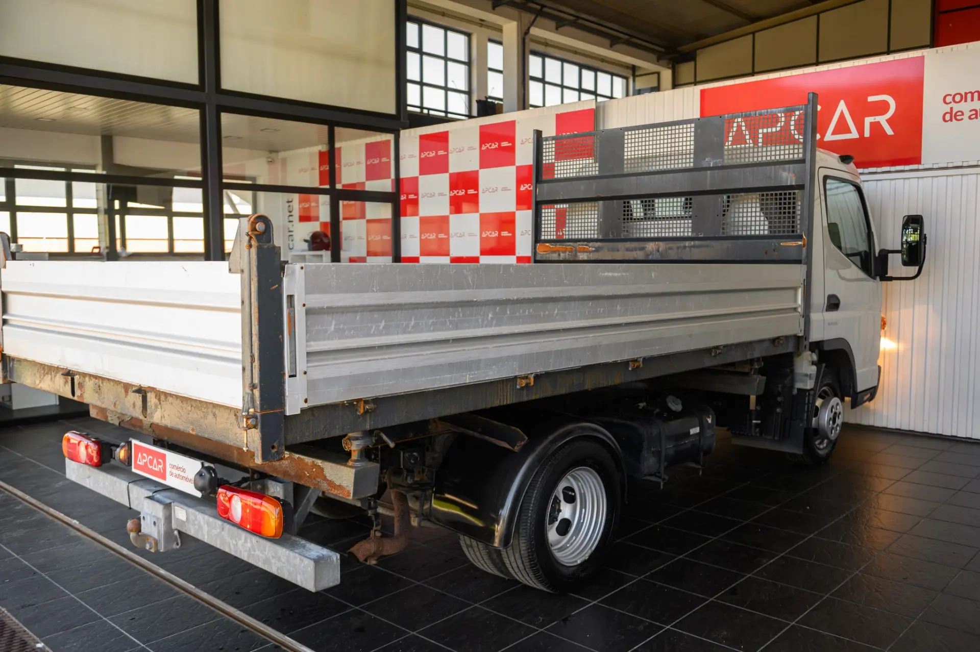 Mitsubishi Fuso Canter 3C13 15