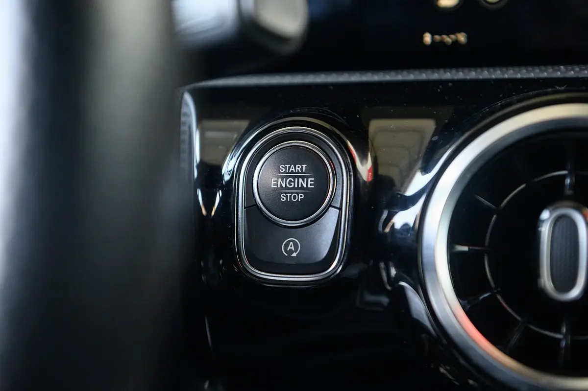 Mercedes-Benz A 180 Limousine d AMG Line Aut. 40