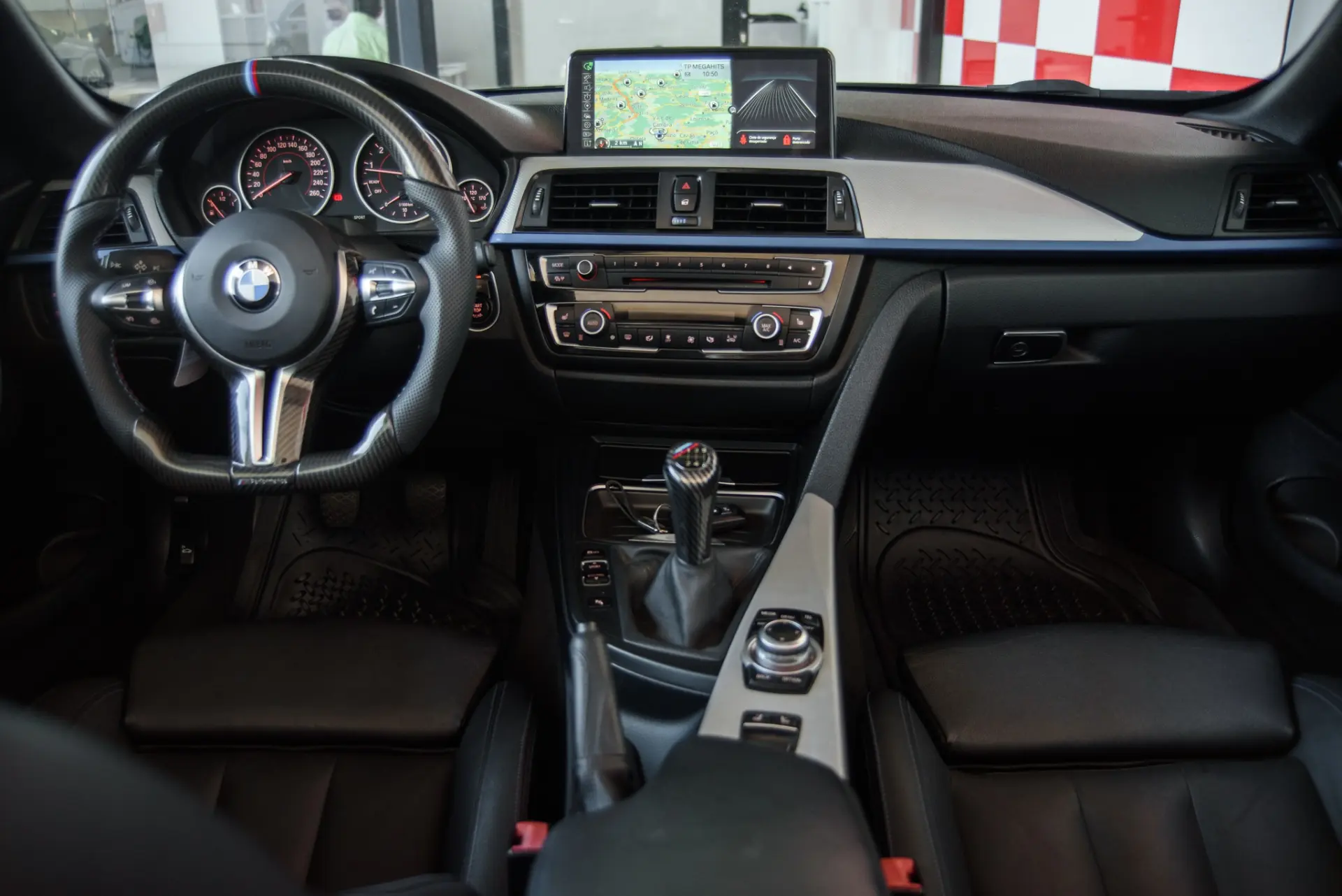 BMW 430 i Pack Desportivo M Auto 44