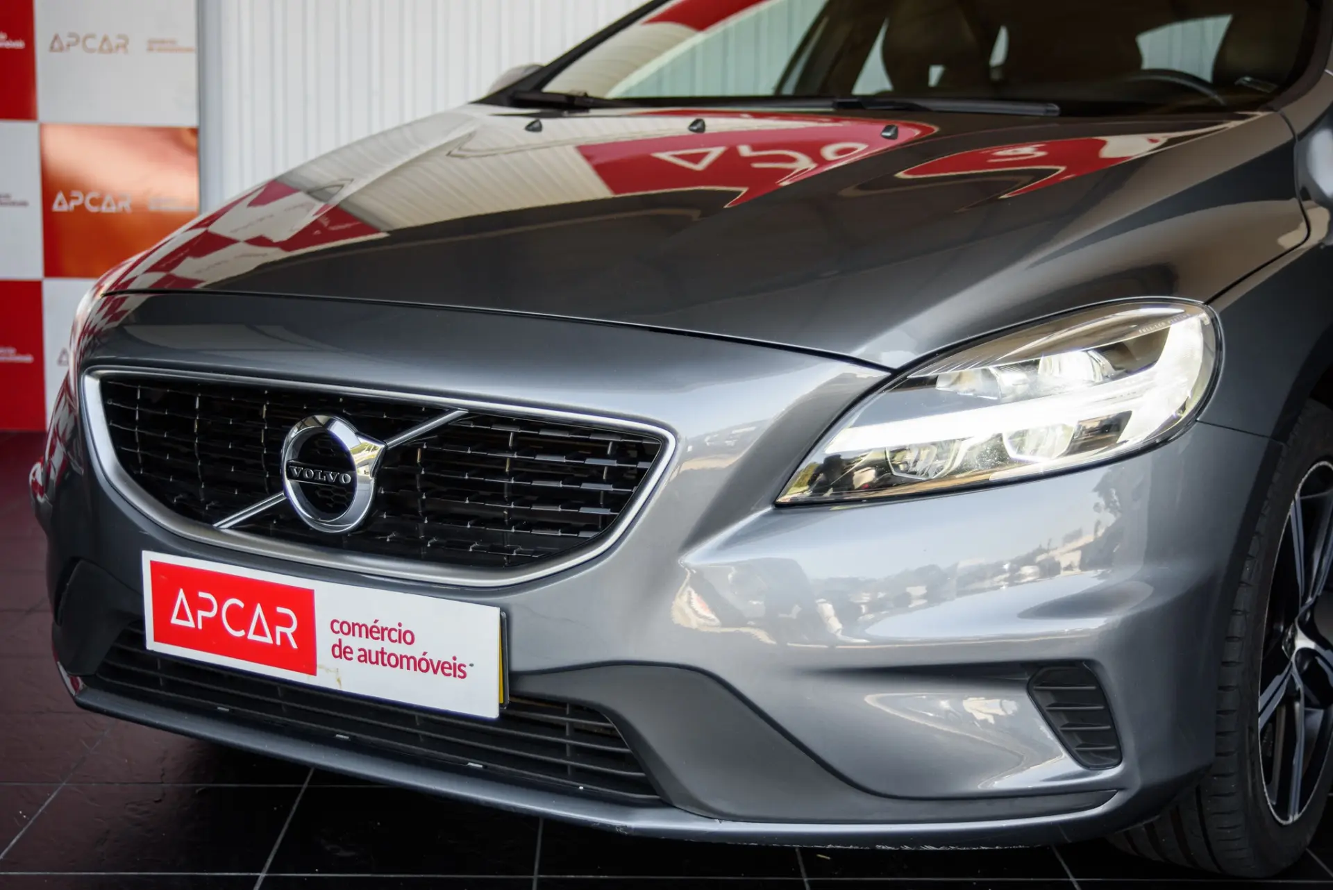 Volvo V40 1.5 T3 Sport Edition R Geartronic 18