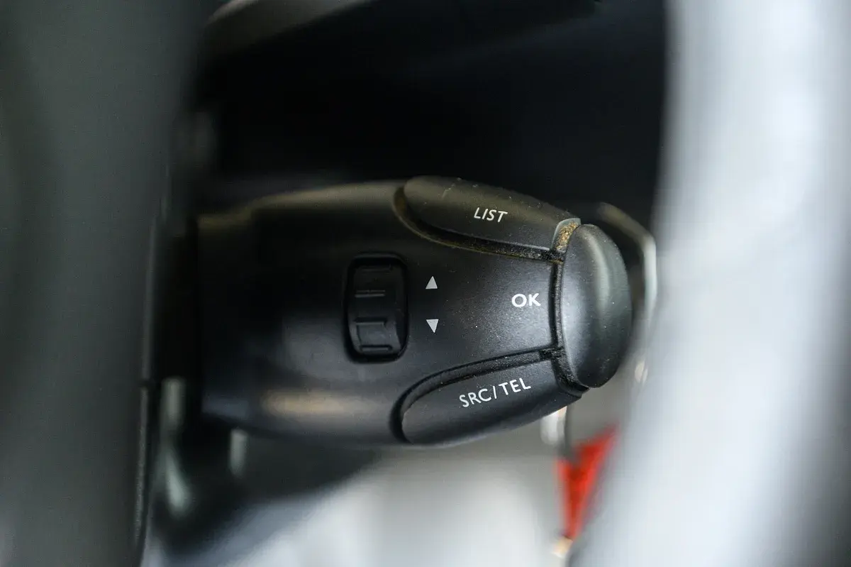 Citroën Jumpy Outro 18