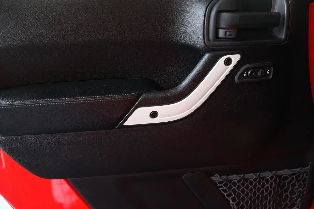 Jeep Wrangler 2.8 CRD Auto Sport 29