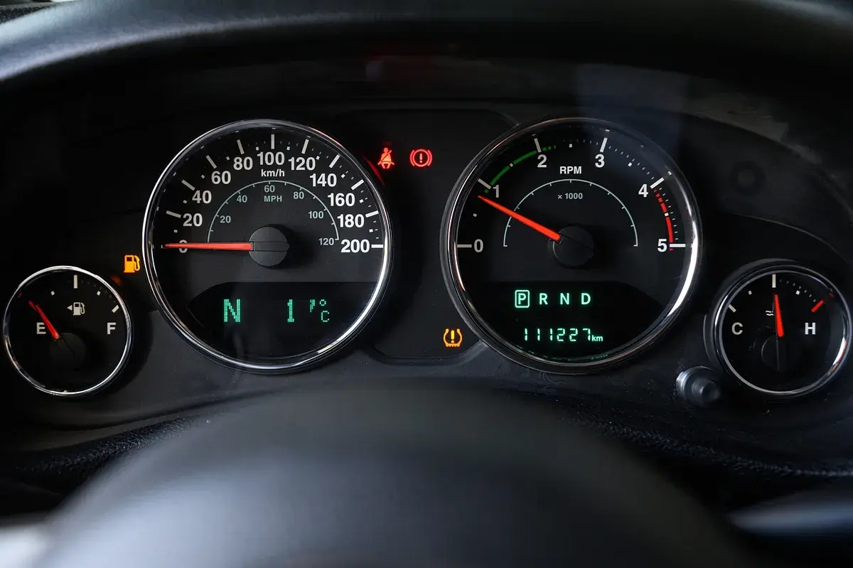 Jeep Wrangler 2.8 CRD Auto Sport 34