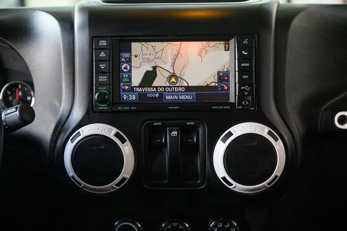 Jeep Wrangler 2.8 CRD Auto Sport 41