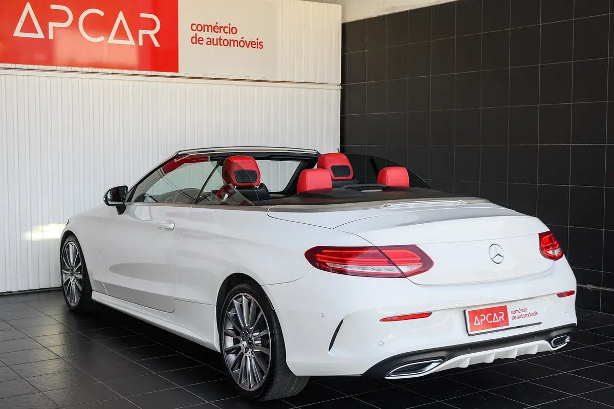 Mercedes-Benz C 220 d Coupe 4Matic 9G-TRONIC AMG Line 12