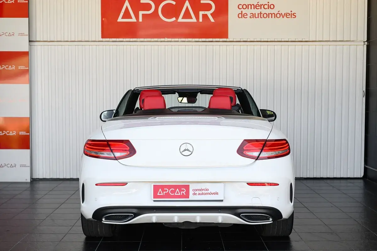 Mercedes-Benz C 220 d Coupe 4Matic 9G-TRONIC AMG Line 18
