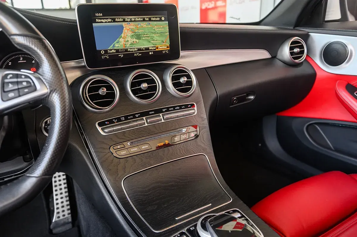 Mercedes-Benz C 220 d Coupe 4Matic 9G-TRONIC AMG Line 72