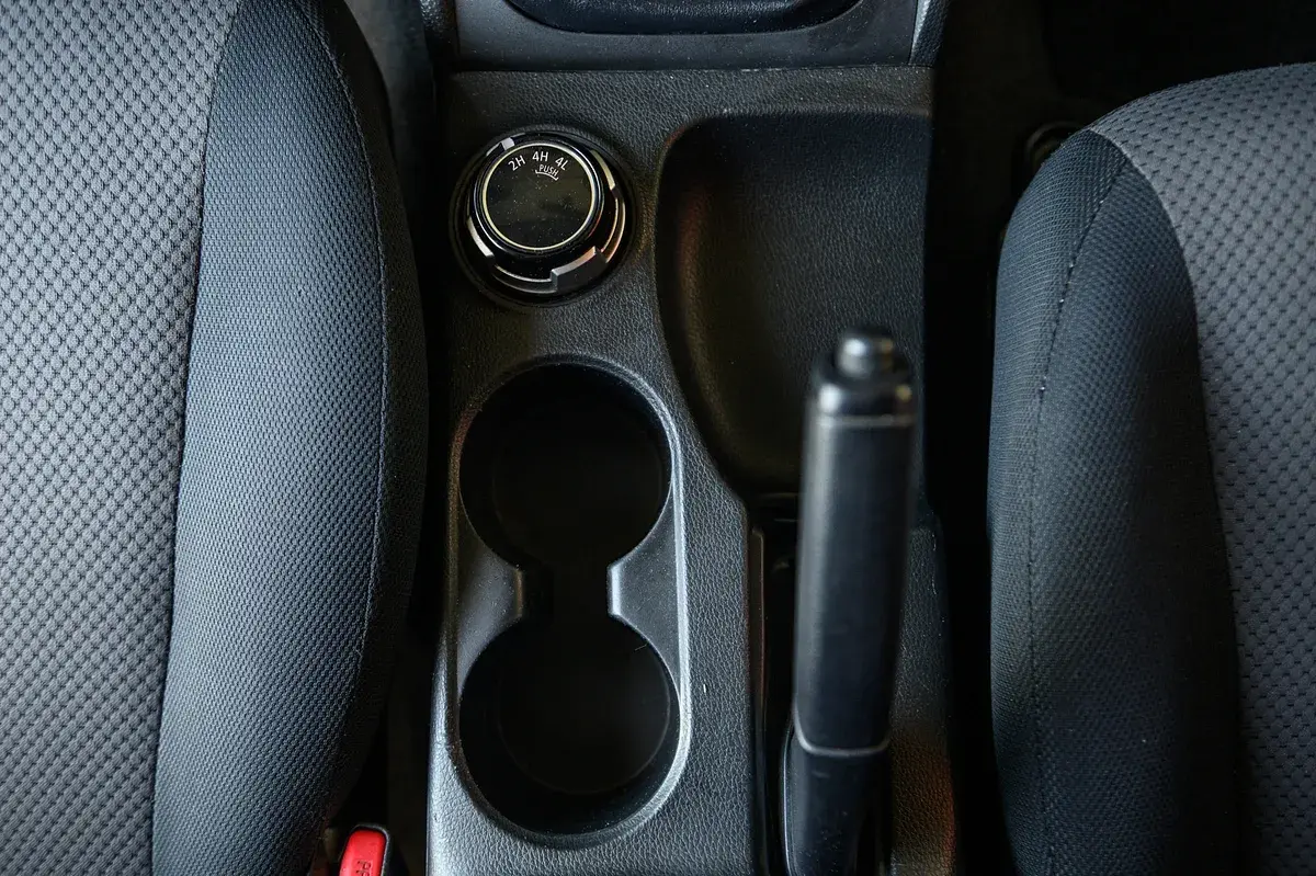 Mitsubishi L200 2.4 DI-D CD Invite Space Cab 3L 4WD 20