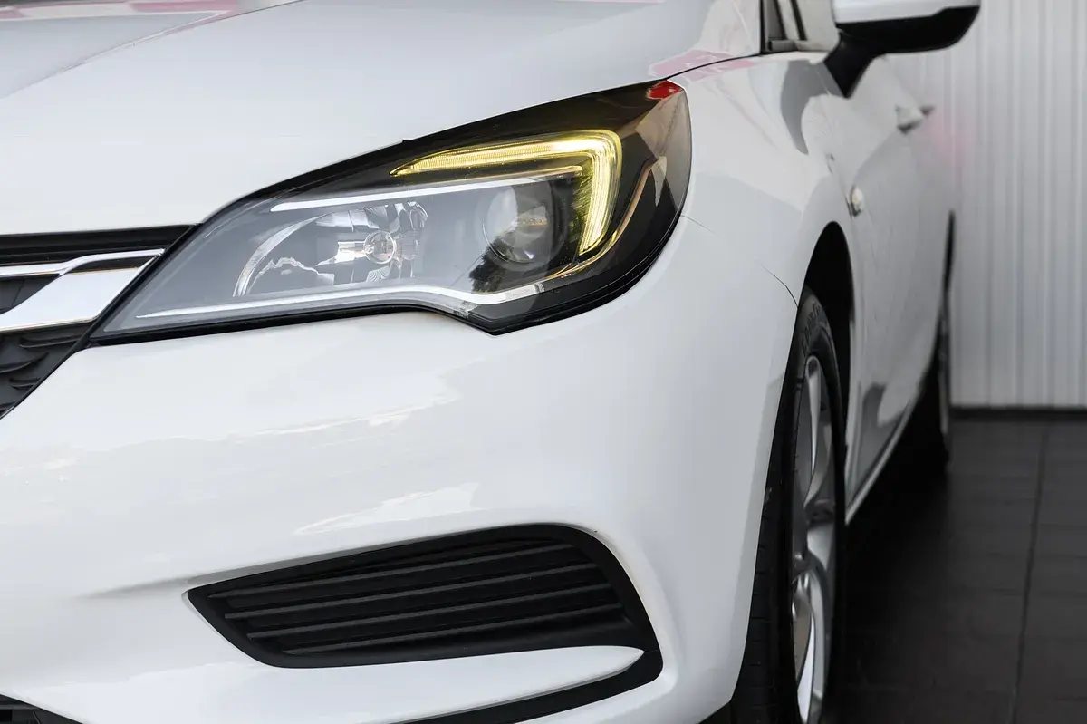 Opel Astra Sports Tourer 1.6 CDTI Ecotec Edition S/S 8