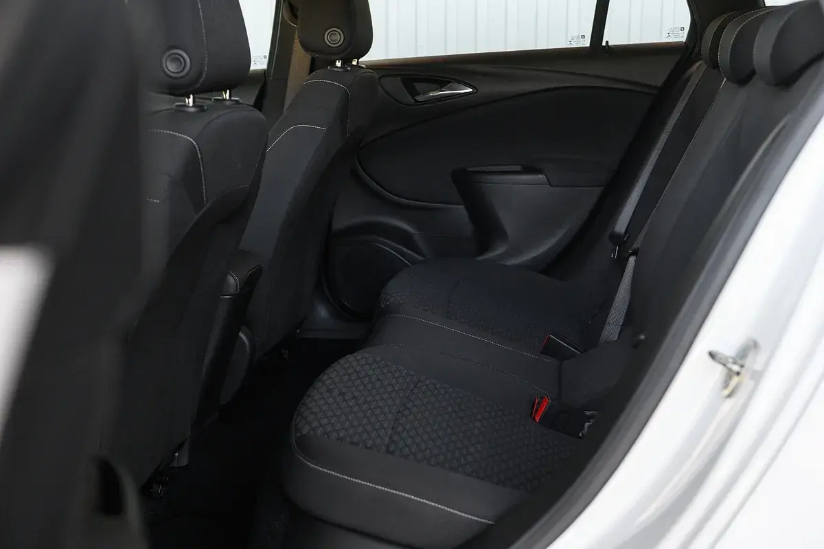 Opel Astra Sports Tourer 1.6 CDTI Ecotec Edition S/S 31