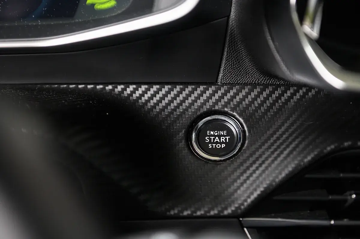 Peugeot e-2008 50 kWh Allure Pack 48