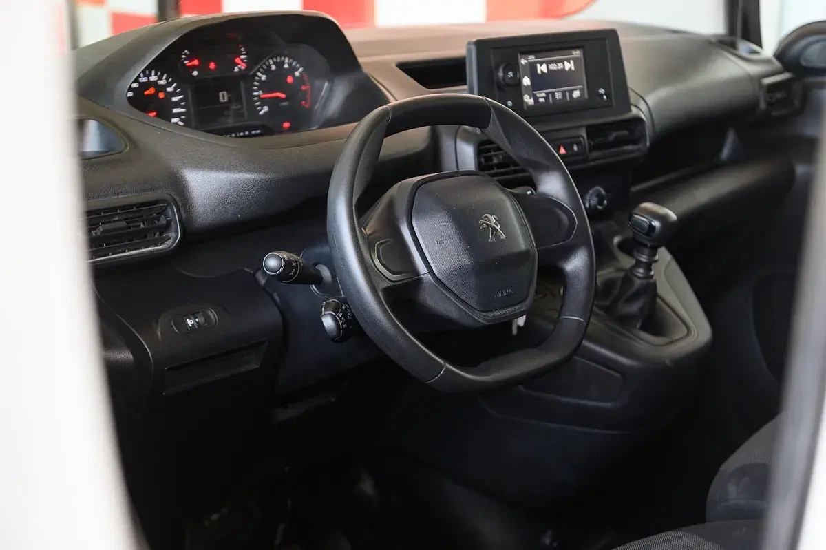 Peugeot Partner 1.5 BlueHDi Pro Longa 26