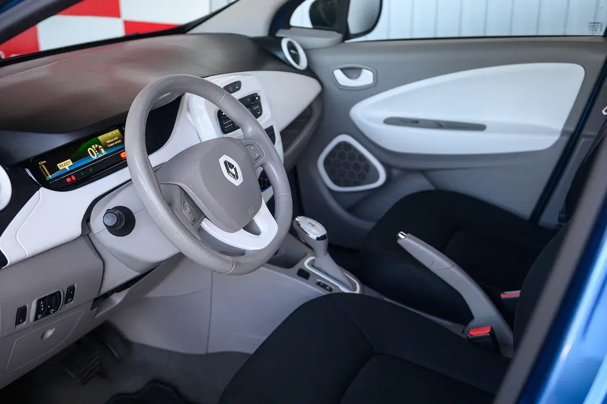 Renault Zoe R90 LIFE 40KWH 19