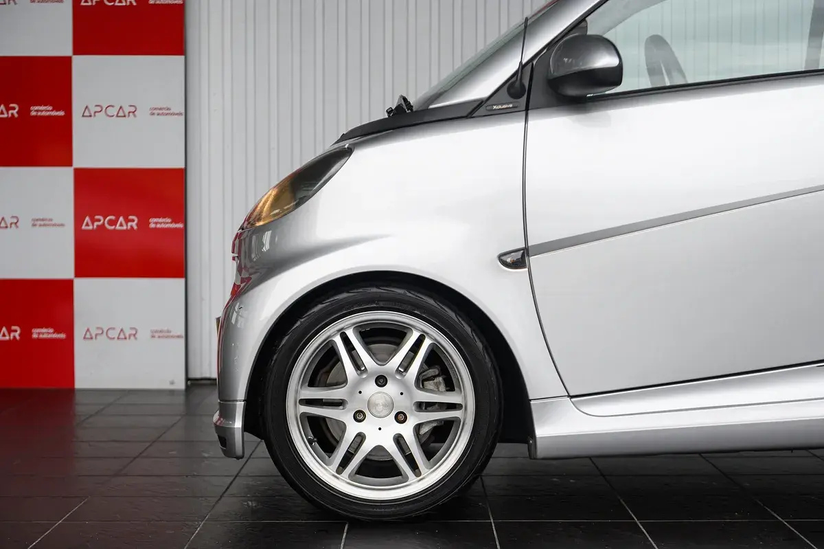 Smart Fortwo Cabrio 1.0 T Brabus Xclusive 9