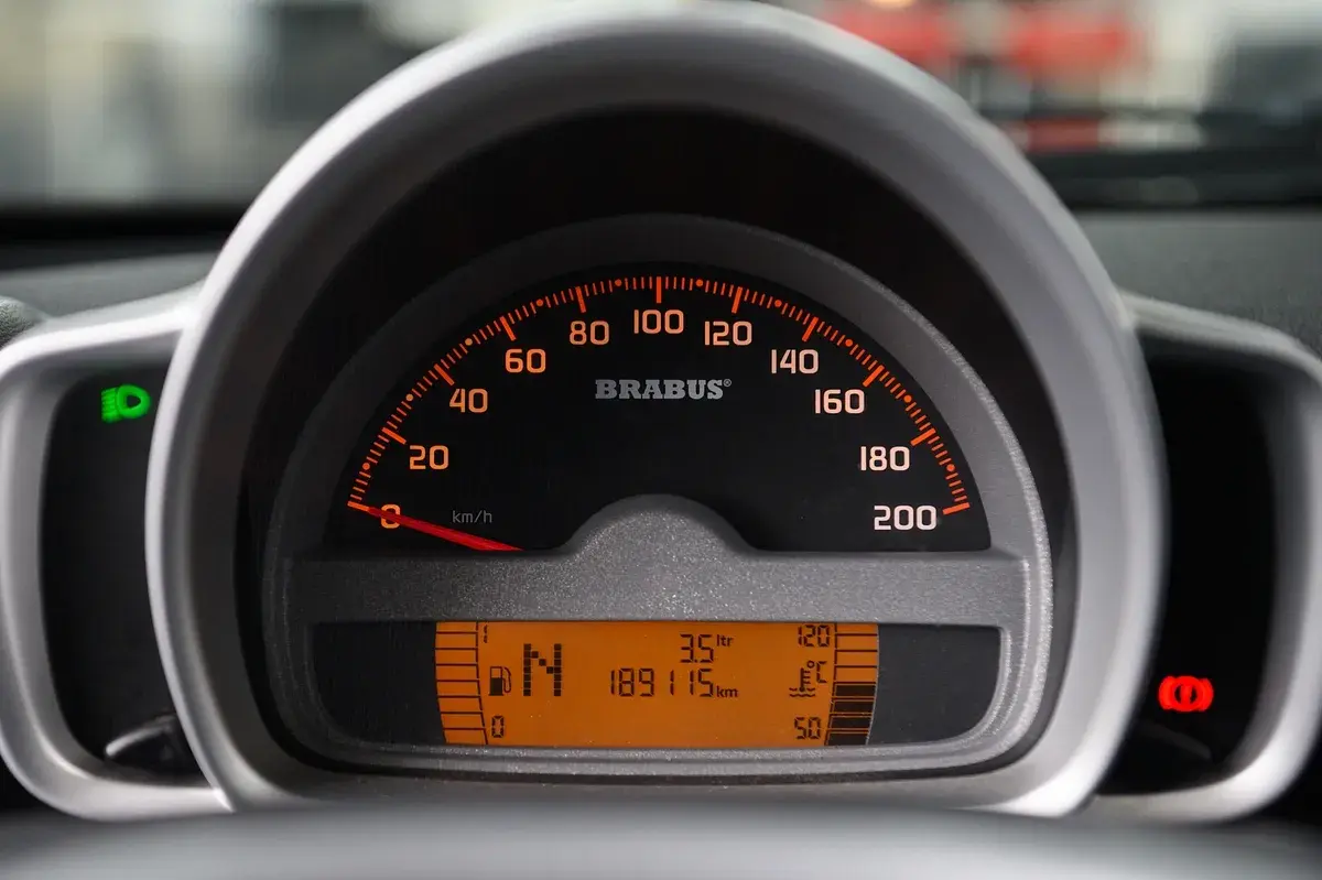 Smart Fortwo Cabrio 1.0 T Brabus Xclusive 32