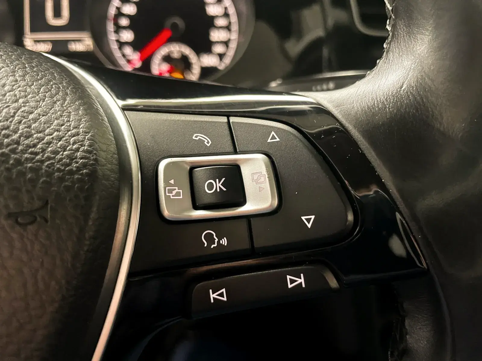 Volkswagen Golf Variant 1.6 TDi GPS Edition 14