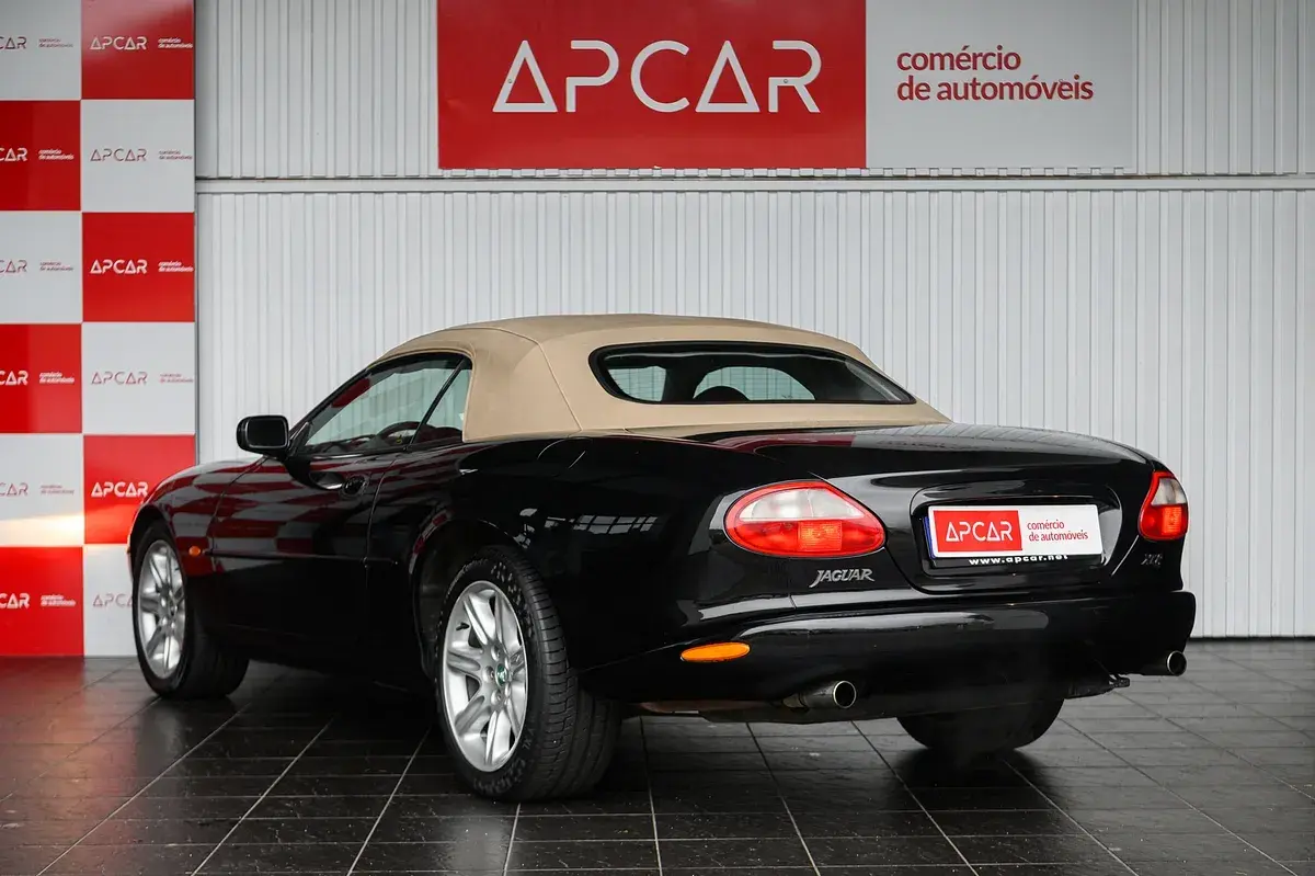 Jaguar XK XK8 4.0 Convertible Sport 7