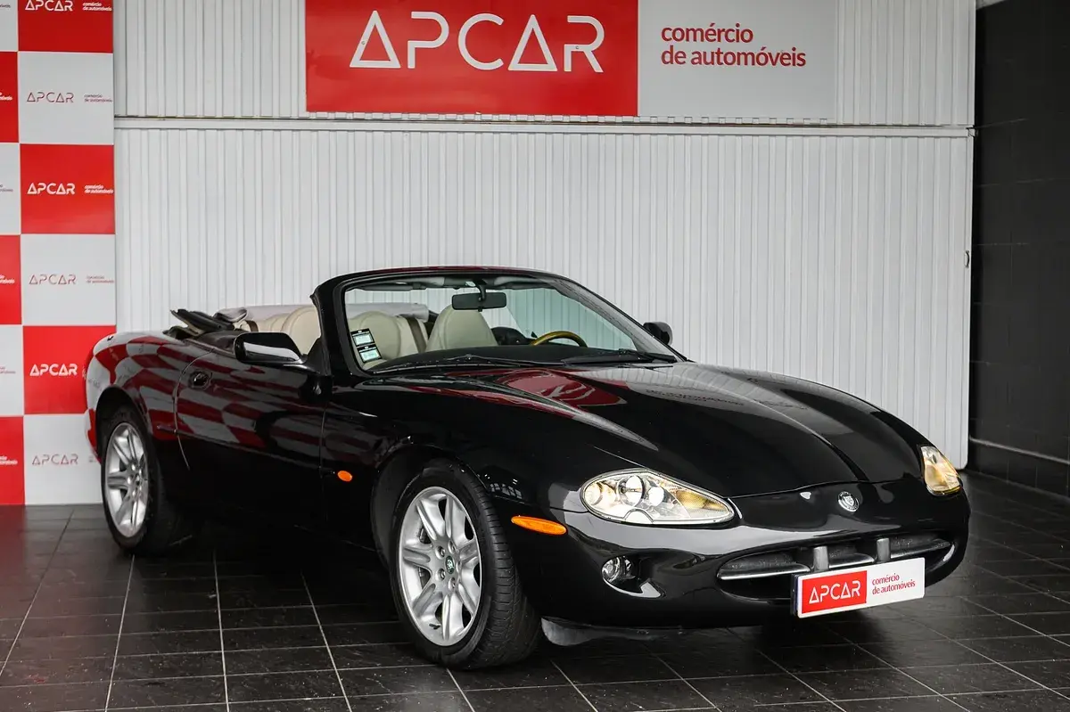 Jaguar XK XK8 4.0 Convertible Sport 11
