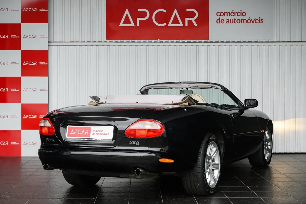 Jaguar XK XK8 4.0 Convertible Sport 16