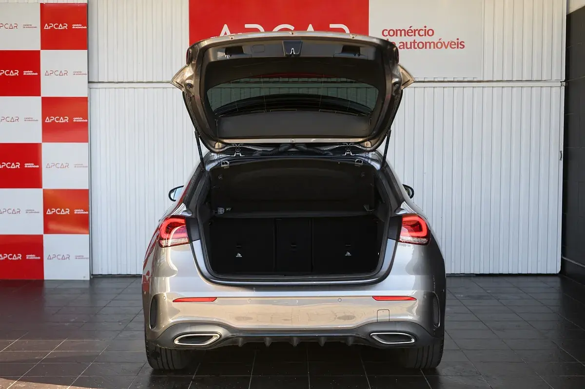 Mercedes-Benz A 180 d AMG Line Aut. 15