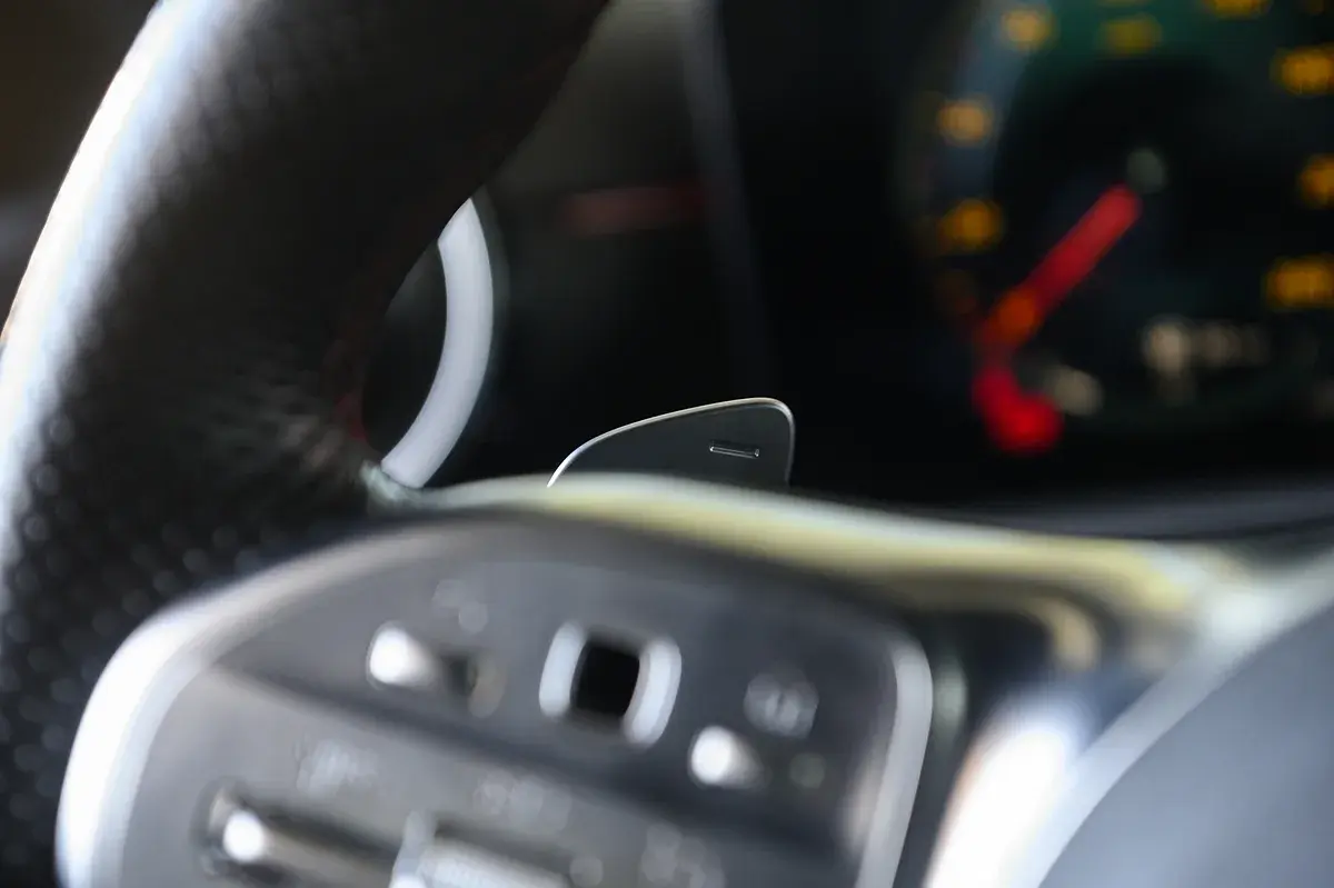 Mercedes-Benz A 180 d AMG Line Aut. 32