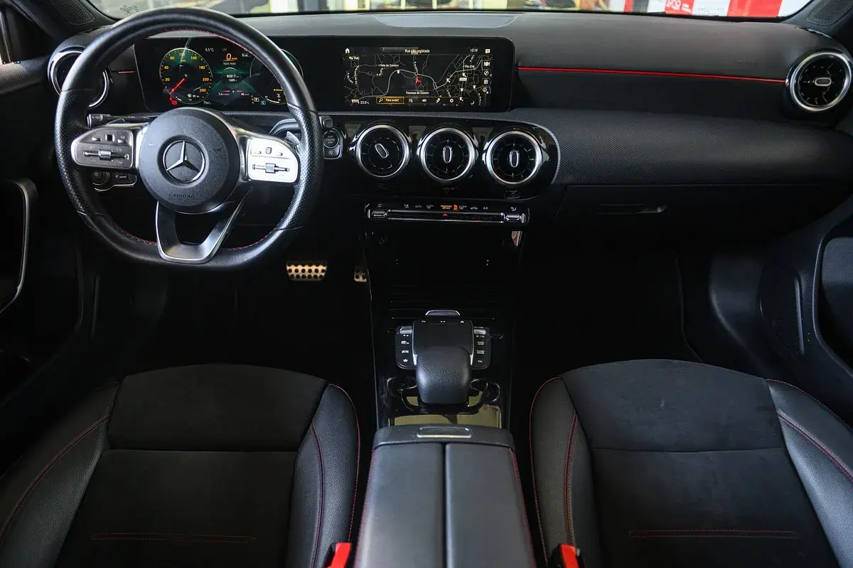 Mercedes-Benz A 180 d AMG Line Aut. 40