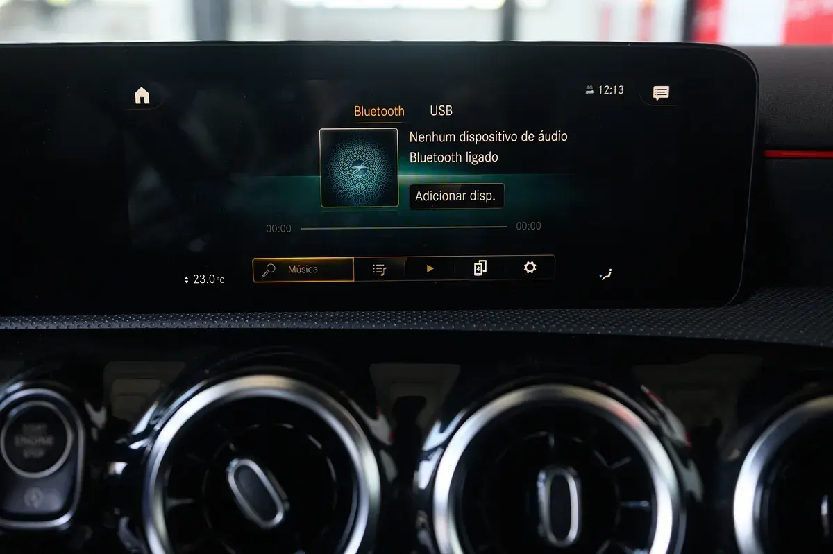 Mercedes-Benz A 180 d AMG Line Aut. 47