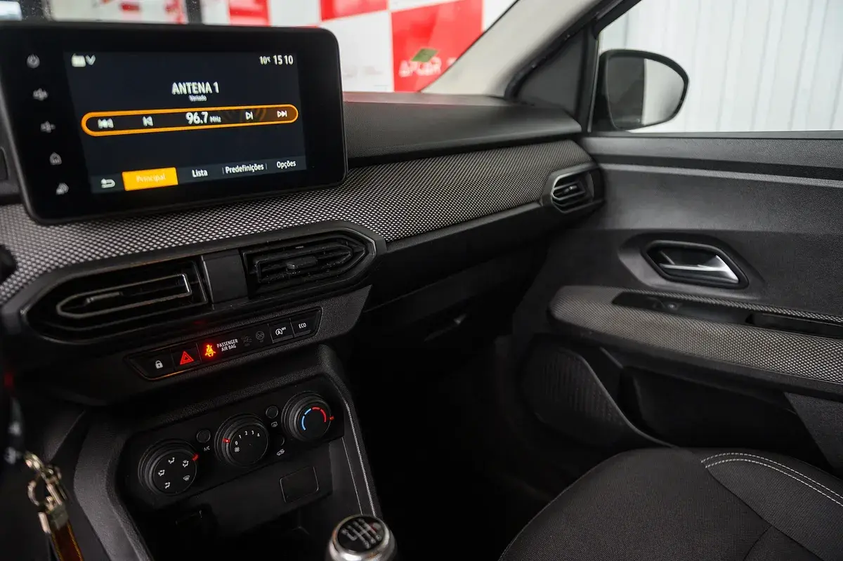 Dacia Jogger 1.0 TCe Essential 7L 40